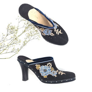 Cole Haan Kyrene Brown Suede Floral Embroidered Y2K Platform Mule Clogs - Size 9